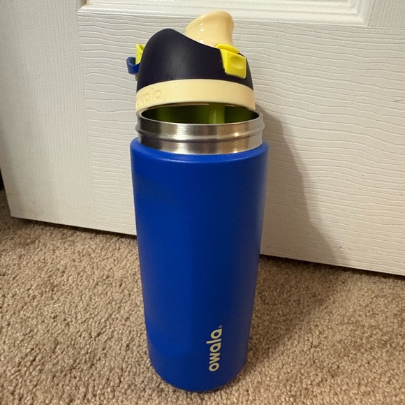Owala stainless Steel water bottle - Picture 2 of 4